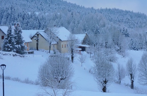 Villard-de-Lans House | Cozy 6-Person Apartment in Authentic Vercors Home