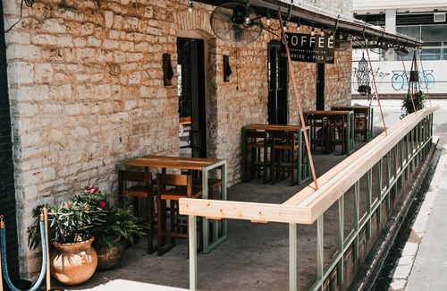 Central East Austin Apartment | Cozy Downtown ATX Apartment with Coffee Shop & Bar
