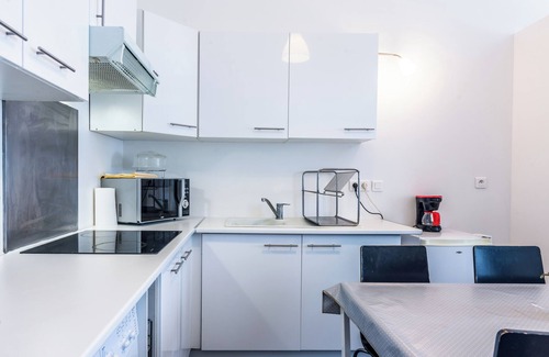 3rd Arrondissement Apartment | Cozy Apartment in Lyon 3 for Enjoyable Family Stays