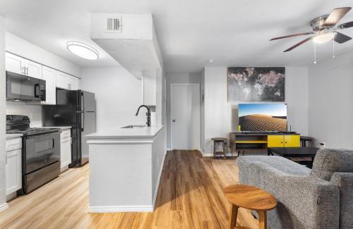 University Hills and Windsor Park Apartment | Furnished Apartments in University Hills