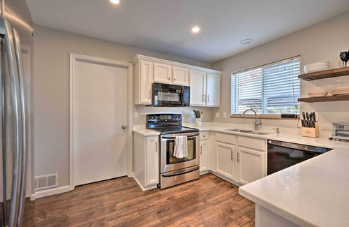 Thornton House | Comfortable Thornton Home with Private Backyard & Spa