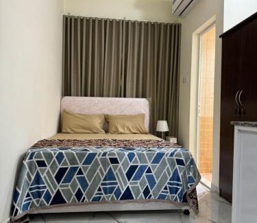 Al Rigga House | Cozy Private Studio Apartments near Union Metro Station