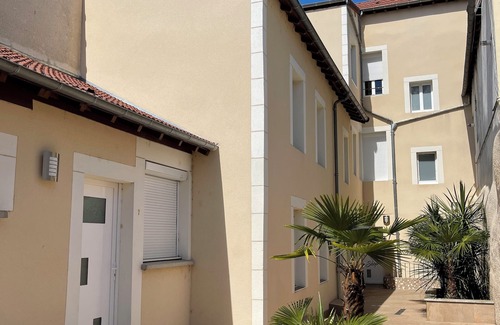 Montlucon Apartment | Furnished studio with shared courtyard in city center