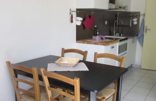 Mouries House | Comfortable Stay in the Heart of Alpilles with Pool & Breakfast