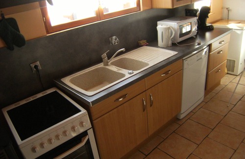Saint-Vincent Apartment | Discover Clematites Class: Highly Rated Lake View Retreat