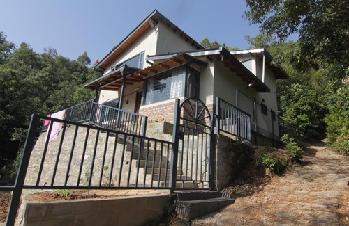 Kaul Ski Chalet | Tranquil Retreat: Fursat, Exclusive Solitude Awaits