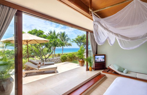 Cam Lam Resort | Relax at Fusion Resort Cam Ranh: Ocean View & Spa Retreat