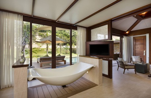 Cam Lam Resort | Relax at Fusion Resort Cam Ranh: Ocean View & Spa Retreat