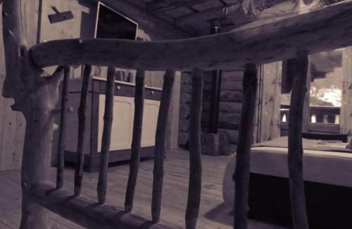Le Tholy House | Cozy Authentic Wooden Chalet with Terrace near Gérardmer