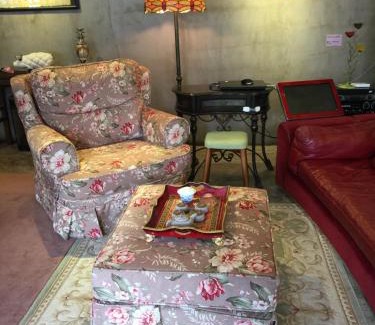 Huairou Hotel | Discover Fuxishan East Inn: Family-Friendly Retreat