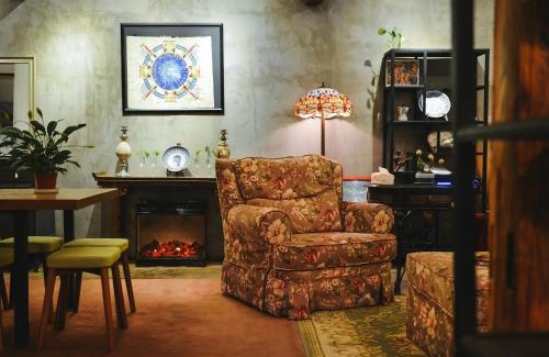 Huairou Hotel | Discover Fuxishan East Inn: Family-Friendly Retreat