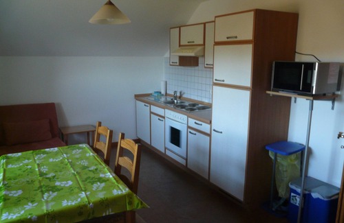 Hattingen Apartment | Scenic Retreat with Great Views and Family-Friendly Amenities
