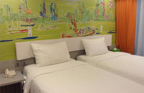 Cianjin District Hotel | Discover FX INN Kaohsiung: Family-Friendly with Top Reviews