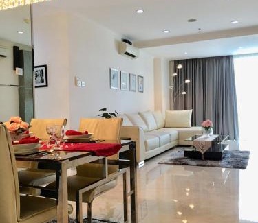 Senayan Apartment | Discover FX Residence 22: Family-Friendly Stay with Pool