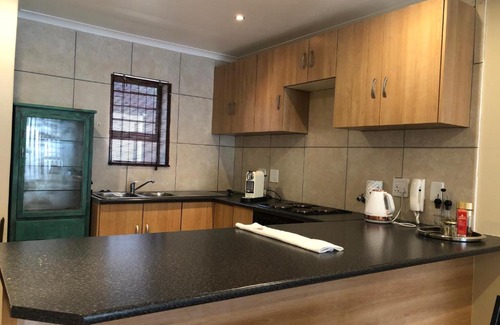 De Kelders Apartment | Unforgettable Ocean View at Fynbos Apartment @WhaleCove