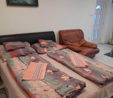Miskolc-Tapolca Apartment | Pet-Friendly Retreat at Gábor - lak with High Guest Ratings