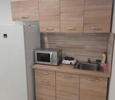 Miskolc-Tapolca Apartment | Pet-Friendly Retreat at Gábor - lak with High Guest Ratings
