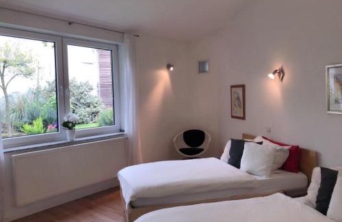 Uedem Apartment | Pet-Friendly Gästeapartment Kübel with High Guest Ratings