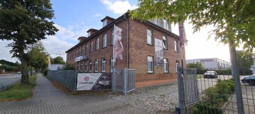 Tangermuende Apartment | Pet-Friendly PureFitness Apartments on Elberadweg, Tangermünde