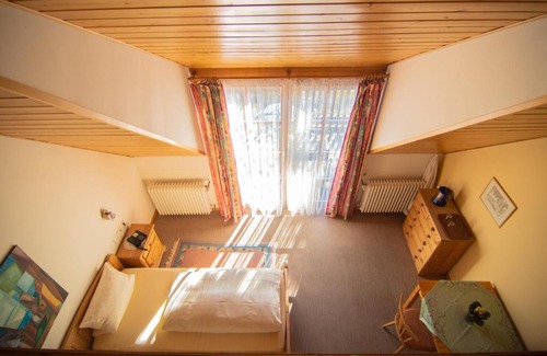Mußbach Hotel | Gästehaus Hellmer: Oceanfront Retreat with Top Amenities