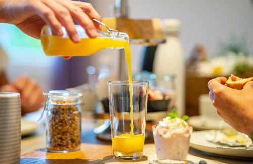 Neckertal Bed & Breakfast | Inviting Gästehaus Aemisegg: Pet Friendly with Breakfast