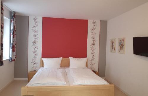 Leer Hotel | Family-Friendly Gästehaus Altstadttraum near City Center