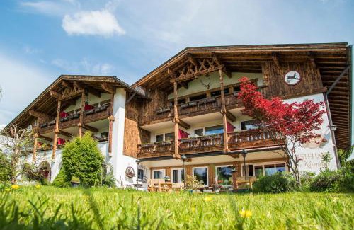Schliersee House | Pet-Friendly Gästehaus am Kurpark with 9/10 Guest Rating