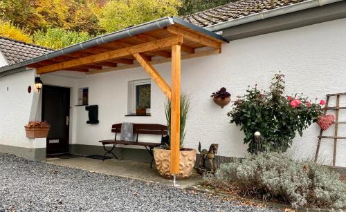 Arnsberg Apartment | Discover Gästehaus An der Berbke: 4-Star Gem with High Ratings