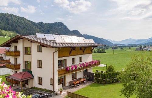 Durchholzen Apartment | Gästehaus Anker: Pet & Child Friendly with 9/10 Rating