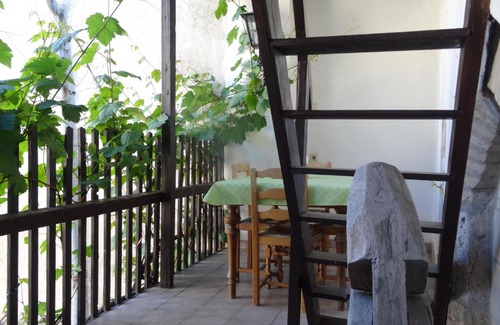 Krems an der Donau Bed & Breakfast | Artistic Retreat: Gästehaus auf der Kunstmeile 9.1/10