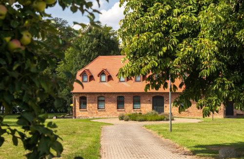 Barkhagen Apartment | Guest Rated 9.2: Gästehaus BärenHof with Private Beach Access