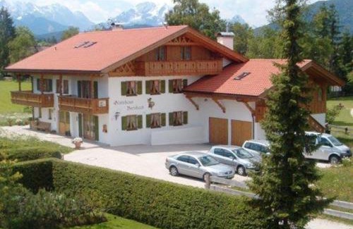 Kruen Apartment | Oceanfront Haven at Gästehaus Bernhard - Rated 9/10