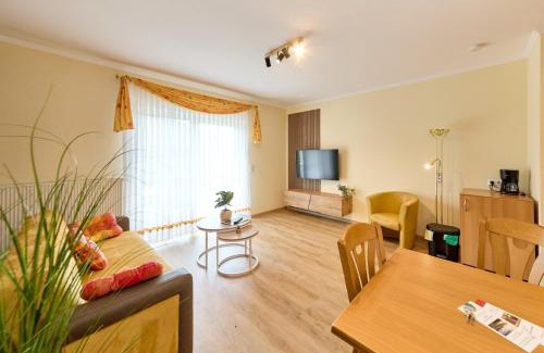 Lieser Apartment | Gästehaus Binz-Meyer Fewo Schlossberg