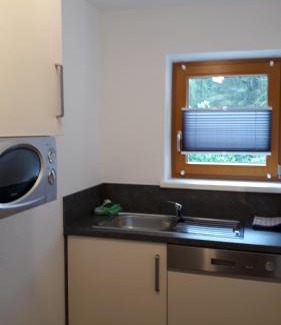 Oetz Apartment | Family-Friendly Escape at Gästehaus Braunegger, Rated 9/10