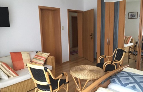 Ensch Bed & Breakfast | Guest Rated: Gästehaus Brockmüller with Family-Friendly Amenities