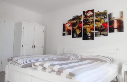 Neustadt-Glewe House | Gästehaus Burgblick: Highly Rated, Pet-Friendly Retreat