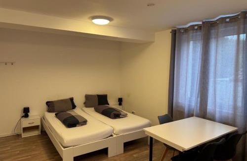 Eppelheim Apartment | Family-Friendly Retreat at Gästehaus by Becker