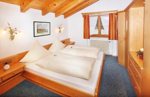 Kruen Apartment | Guest Rated 10/10! Family-Friendly Ferienwohnung Edelweiß