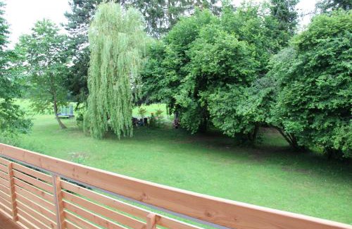 Uehlingen-Birkendorf Apartment | Inviting Gästehaus Dörflinger: Family-Friendly & Top Rated