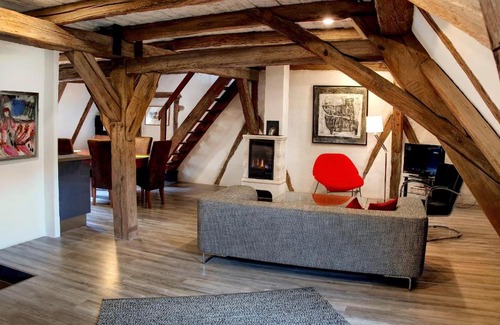 Rothenburg Old Town Apartment | Gästehaus Edelzimmer: Top-Rated Stay with Family Amenities