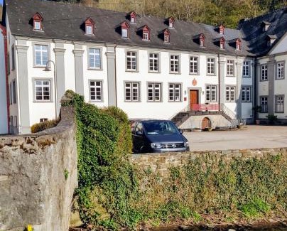 Bendorf Hotel | Family-Friendly Retreat at Gästehaus der Abtei Sayn