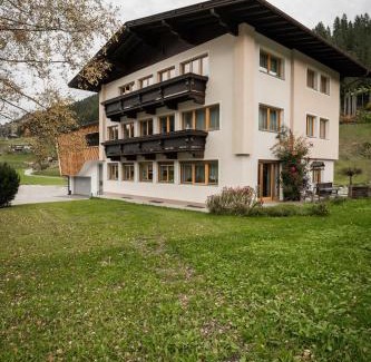 Kelchsau Apartment | Family-Friendly Stay at Gästehaus Fohringer - Rated 9.2/10