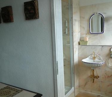 Welcherath Hotel | Welcoming Gästehaus Fuchsröhre: Pet & Child Friendly Retreat