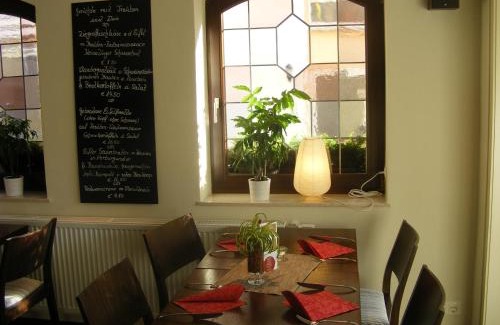 Rech House | Gästehaus Garni Sebastian 1520: Family-Friendly Getaway