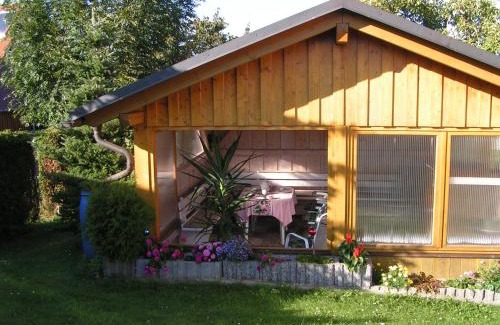 Neualbenreuth Apartment | Guest Rated 8.8: Gästehaus Gertraud with Breakfast Included