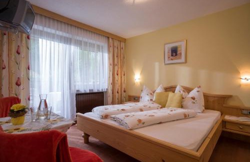 Bruck am Ziller House | Oceanfront Retreat at Gästehaus Gisela with Hot Tub & Kitchen