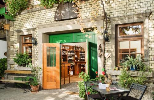 Mainz-Bingen Apartment | Family-Friendly Gästehaus Guntersblum with Kitchen Amenities