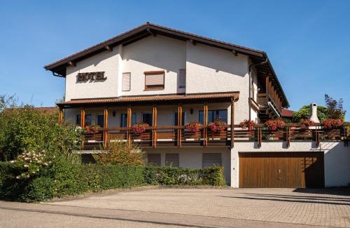 Untergruppenbach Hotel | Pet and Child Friendly Getaway at Gästehaus Hartwig