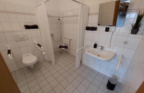 Bad Duerrenberg House | Family-Friendly Stay at Gästehaus Heinrich Heine Schule