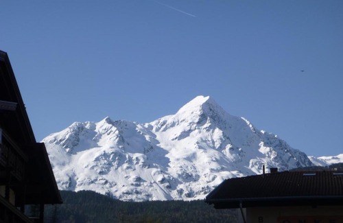 Huben Bed & Breakfast | Gästehaus Helga: Oceanfront Retreat with Top Guest Rating